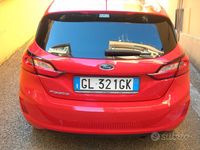 Usata Ford Fiesta Titanium 75 CV (55 kW) 2022 Rosso Utilitaria