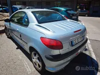 Usata Peugeot 206 CC 109 CV (80 kW) 2002 Bluazzurro Cabrio