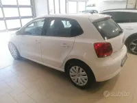 Usata VW Polo Comfortline 75 CV (55 kW) 2012 Bianco Utilitaria