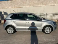 Usata VW Polo Comfortline 90 CV (66 kW) 2011 Grigio Utilitaria