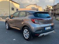Usata Renault Captur Intens 116 CV (85 kW) 2021 Grigio SUV