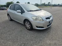 Usata Toyota Auris Sol 90 CV (66 kW) 2007 Grigio Utilitaria
