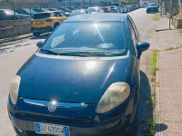 Usata Fiat Grande Punto Dynamic 77 CV (56 kW) 2009 Bluazzurro Utilitaria