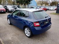 Usata Skoda Fabia Ambition 75 CV (55 kW) 2016 Blu/azzurro Utilitaria