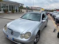 Usata Mercedes C220 Elegance 150 CV (110 kW) 2005 Grigio Coupé