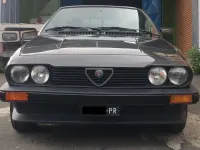 Usata Alfa Romeo GTV 130 CV (95 kW) 1981 Grigio Coupé