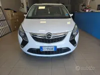 Usata Opel Zafira Tourer Cosmo 150 CV (110 kW) 2014 Bianco Monovolume