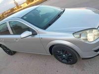 Usata Opel Astra 99 CV (72 kW) 2004 Grigio Berlina