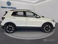 Usata VW T-Cross Sportline 95 CV (69 kW) 2023 Ascot grey SUV