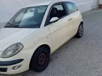 Usata Lancia Ypsilon 80 CV (58 kW) 2006 Giallo Utilitaria