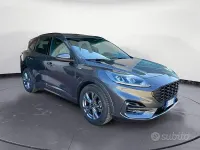 Usata Ford Kuga ST-Line 150 CV (110 kW) 2020 Grigio SUV