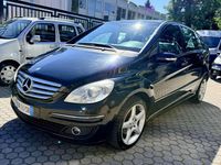 Usata Mercedes B180 109 CV (80 kW) 2007 Nero Monovolume