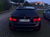 Usata BMW 320 Sport Line 184 CV (135 kW) 2013 Nero Station wagon