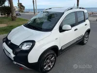 Usata Fiat Panda Cross Cross 85 CV (62 kW) 2022 Bianco Utilitaria