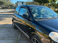 Usata Lancia Ypsilon 75 CV (55 kW) 2011 Nero Utilitaria