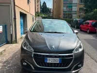 Usata Peugeot 208 Allure 82 CV (60 kW) 2018 Grigio Utilitaria
