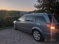 Usata Opel Astra 90 CV (66 kW) 2009 Grigio Station wagon