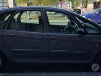Usata Citroën Xsara Picasso 90 CV (66 kW) 2004 Grigio Monovolume