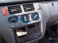 Usata Honda HR-V 105 CV (77 kW) 1999 Grigio SUV