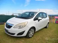 Usata Opel Meriva 95 CV (69 kW) 2012 Monovolume