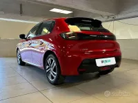 Usata Peugeot 208 Allure 101 CV (74 kW) 2020 Rosso Utilitaria