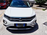 Usata VW T-Roc Style 110 CV (80 kW) 2022 Grigio SUV