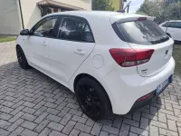 Usata Kia Rio Style 101 CV (74 kW) 2021 Berlina