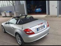 Usata Mercedes SLK200 163 CV (119 kW) 2008 Argento Cabrio