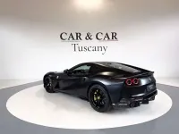 Usata Ferrari 812 799 CV (587 kW) 2020 Nero Coupé