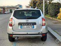 Usata Dacia Duster 110 CV (80 kW) 2016 Grigio SUV