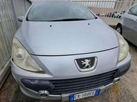 Usata Peugeot 307 CC 140 CV (102 kW) 2006 Argento Cabrio