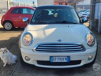 Occasion Mini Cooper D 109 ch (80 kW) 2010 Blanc Citadine