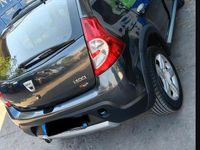 Usata Dacia Sandero 90 CV (66 kW) 2011 Grigio SUV