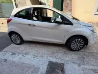 Usata Ford Ka Titanium 69 CV (50 kW) 2016 Bianco Berlina