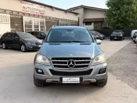 Usata Mercedes ML350 224 CV (164 kW) 2010 Blu SUV