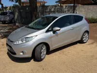 Usata Ford Fiesta Titanium 70 CV (51 kW) 2011 Argento Coupé