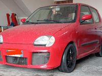 Usata Fiat 600 180 CV (132 kW) 2001 Rosso