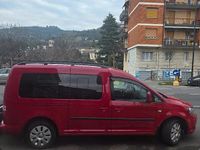 Begagnad VW Caddy 102 HK (75 kW) 2011 Röd Minibuss