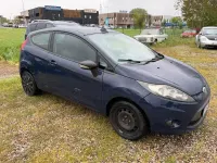 Usata Ford Fiesta 92 CV (67 kW) 2009 Blu Berlina