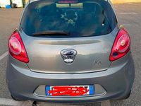 Usata Ford Ka 69 CV (50 kW) 2014 Grigio Berlina