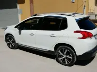 Usata Peugeot 2008 115 CV (84 kW) 2015 Bianco SUV