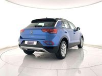 Usata VW T-Roc Life 150 CV (110 kW) 2023 Blu metallizzato e tetto nero SUV