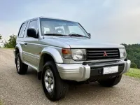 Usata Mitsubishi Pajero Select 99 CV (72 kW) 1992 Grigio SUV