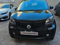 Usata Smart ForFour Superpassion 90 CV (66 kW) 2019 Nero Utilitaria