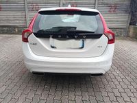 Usata Volvo V60 Kinetic 120 CV (88 kW) 2017 Station wagon