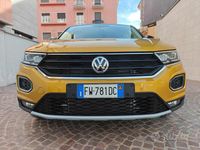 Usata VW T-Roc 149 CV (109 kW) 2019 Giallo SUV