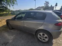 Usata Alfa Romeo 147 105 CV (77 kW) 2007 Grigio Utilitaria