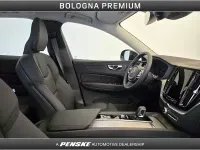 Nuova Volvo XC60 Plus 349 CV (256 kW) 2025 Blu/azzurro SUV