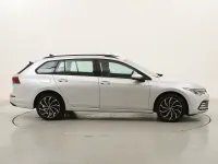 Usata VW Golf VIII Life 150 CV (110 kW) 2022 Argentoargento Station wagon