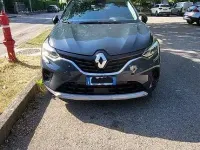 Usata Renault Captur Zen 101 CV (74 kW) 2021 Blu SUV